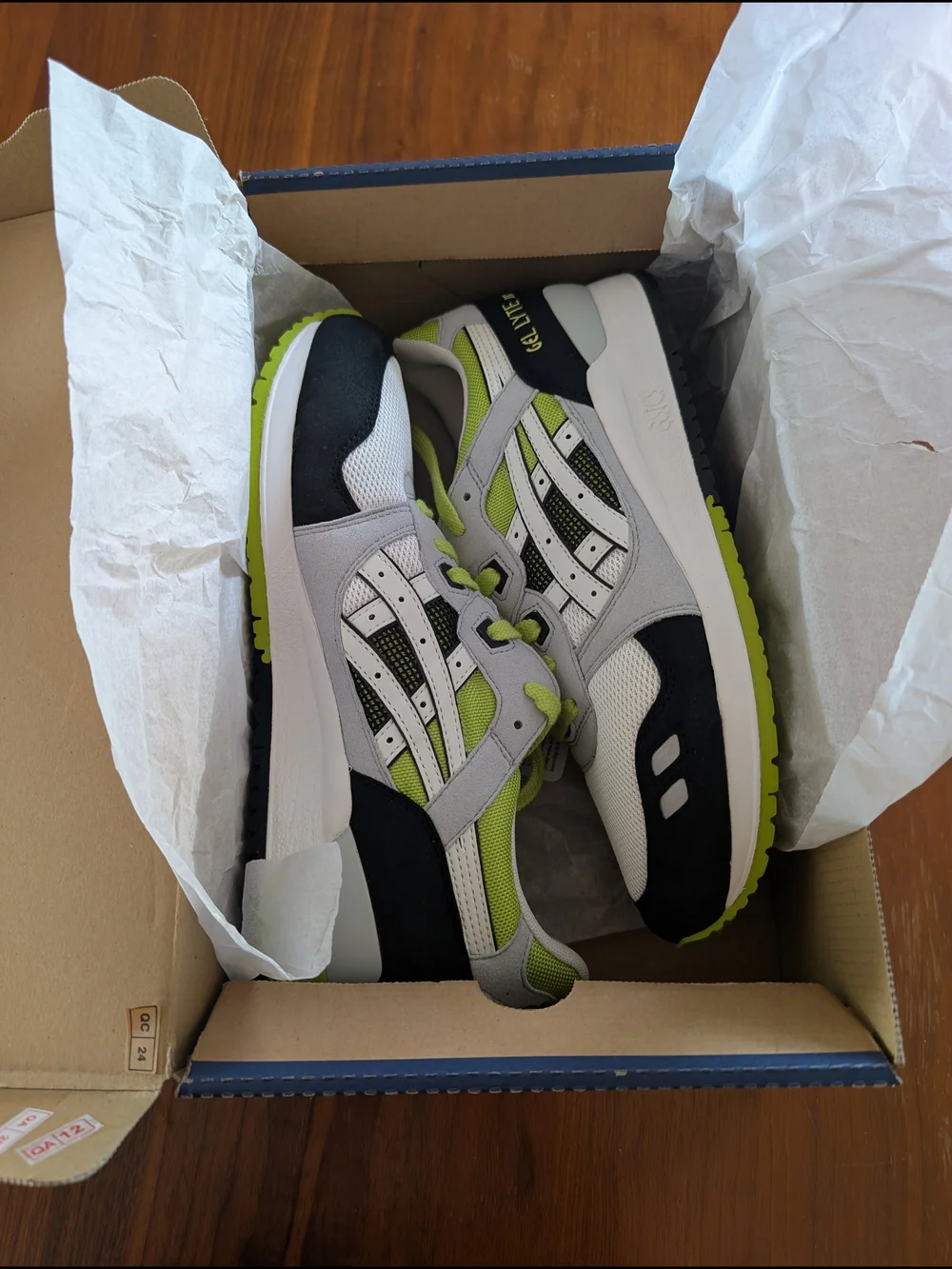 ASICS Gel-Lyte III Neon Lime Sneakers Men’s 9.5 NWT